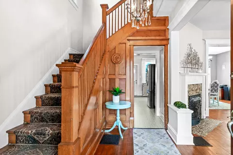 Entry Way - 202 Willard Ave, Bloomington, IL 61701 photo 4 of 7