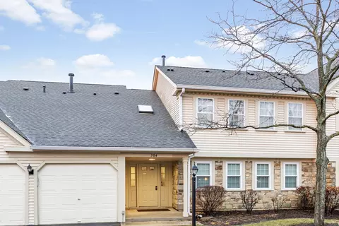 304 Glasgow Ln #X1, Schaumburg, IL 60194