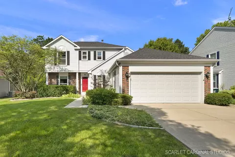 54 N Royal Oak Dr, Vernon Hills, IL 60061