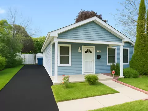 1712 11 St, Waukegan, IL 60085