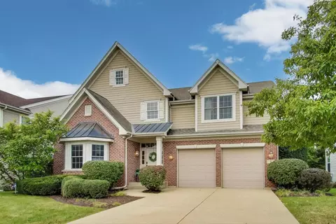 4 Daybreak Ter, Buffalo Grove, IL 60089