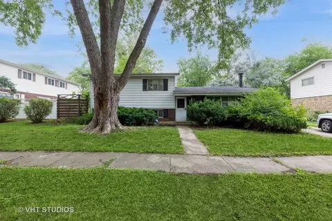 305 Jackson St, Park Forest, IL 60466