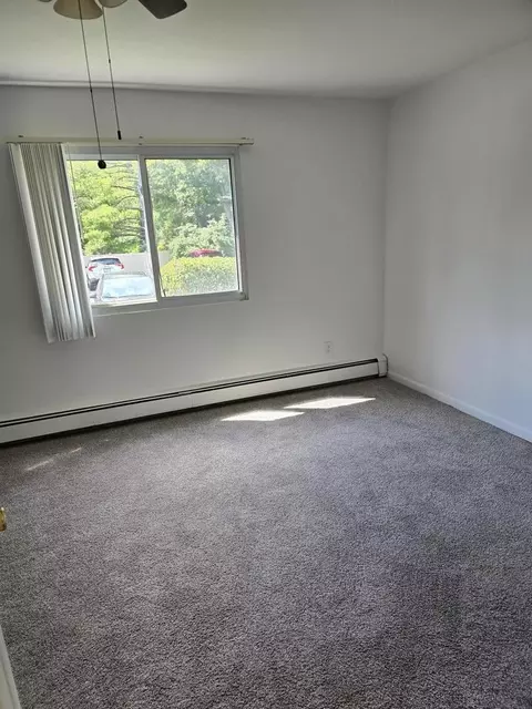 Bedroom - 19360 Wolf Rd #1, Mokena, IL 60448 photo 1 of 2