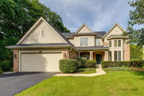 4250 Meadowview Dr, Glenview, IL 60026