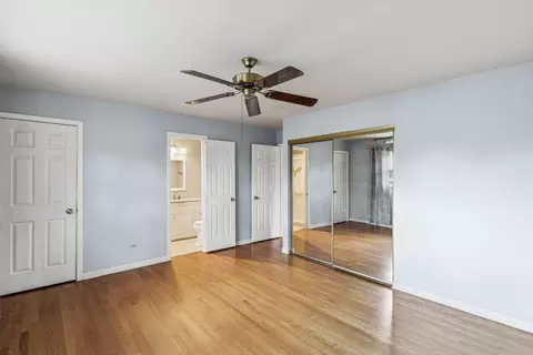 Bedroom - 133 Coral Ln, Wheeling, IL 60090 photo 1 of 5