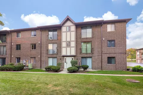 1721 S Washington St #1721, Naperville, IL 60565