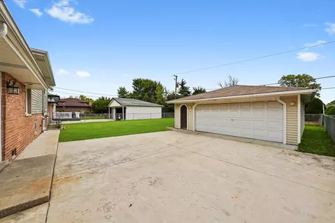 Other - 8229 S 76th Ave S, Bridgeview, IL 60455 photo 6 of 7