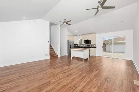 Living - 8229 S 76th Ave S, Bridgeview, IL 60455 photo 1 of 3