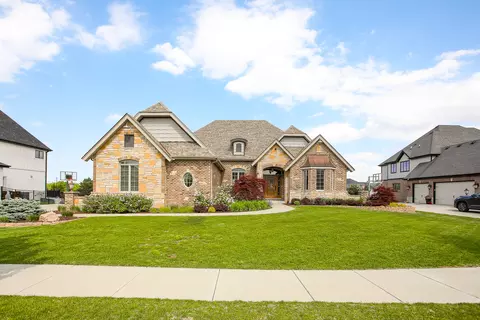 22331 Majestic Ln, Frankfort, IL 60423