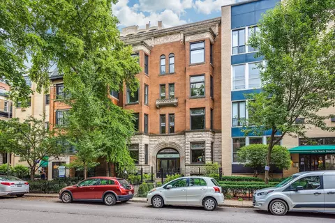 1429 N Dearborn St #2N, Chicago, IL 60610