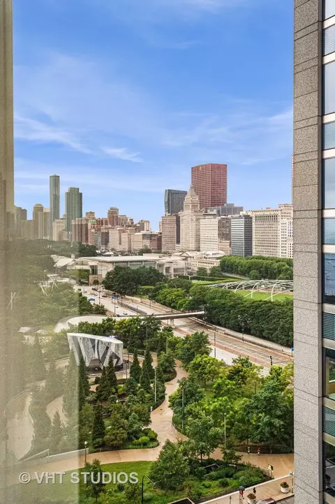 View/Area - 340 E Randolph St #1506, Chicago, IL 60601 photo 1 of 3