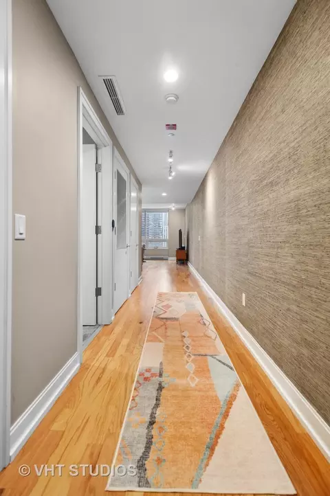 Entry Way - 340 E Randolph St #1506, Chicago, IL 60601 photo 1 of 1