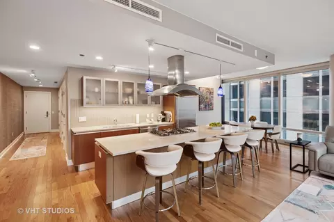 Kitchen - 340 E Randolph St #1506, Chicago, IL 60601 photo 1 of 2