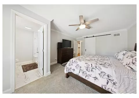 6145 Western Ave, Willowbrook, IL 60527 photo 15