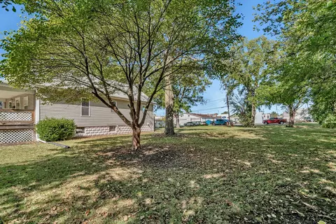 Exterior - 212 E Chippewa St, Dwight, IL 60420 photo 4 of 10
