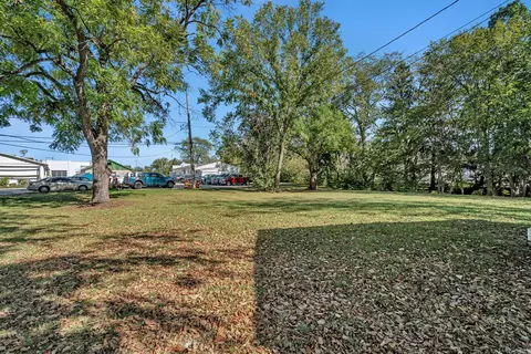 Exterior - 212 E Chippewa St, Dwight, IL 60420 photo 8 of 10