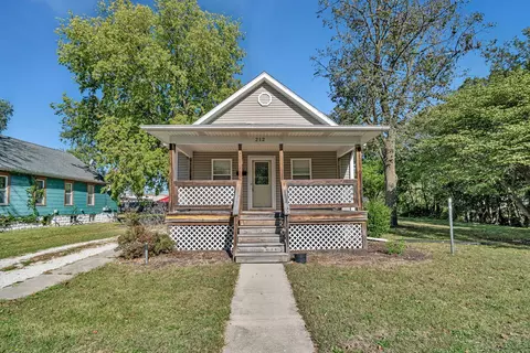 212 E Chippewa St, Dwight, IL 60420