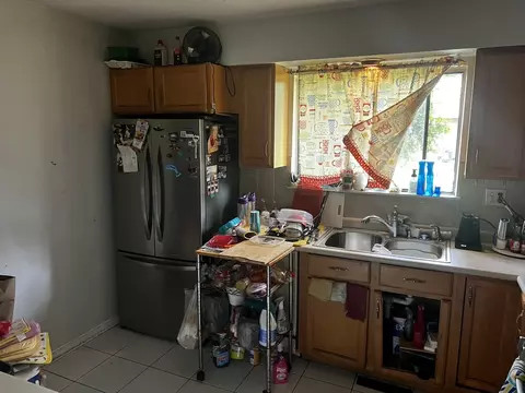 Kitchen - 1602 Chippewa Trl, Wheeling, IL 60090 photo 1 of 2
