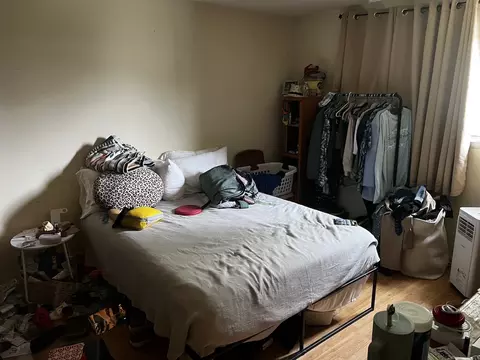 Bedroom - 1602 Chippewa Trl, Wheeling, IL 60090 photo 1 of 3