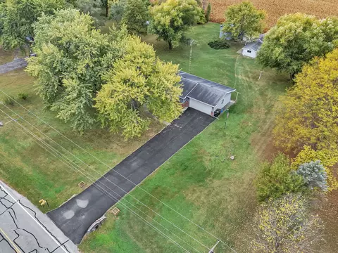 11085 N Tabler Rd, Minooka, IL 60447 photo 3
