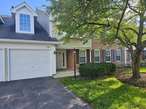 802 Butternut Ln #D, Mount Prospect, IL 60056