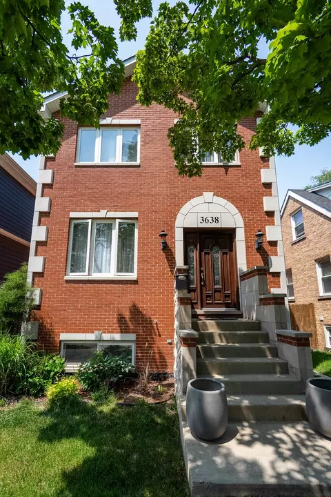 3638 N Odell Ave, Chicago, IL 60634