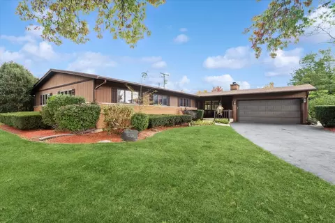 5441 S Edgewood Ave, La Grange Highlands, IL 60525