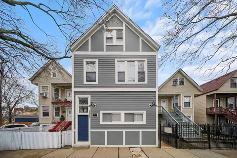 2957 N Avers Ave, Chicago, IL 60618