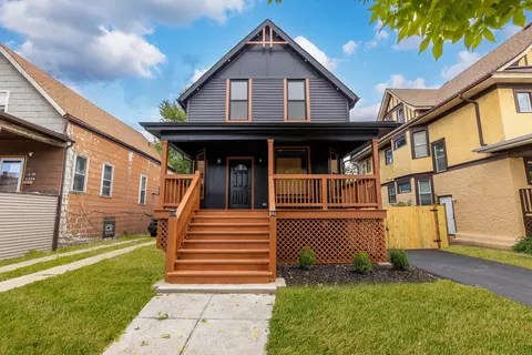 5934 W Erie St, Chicago, IL 60644
