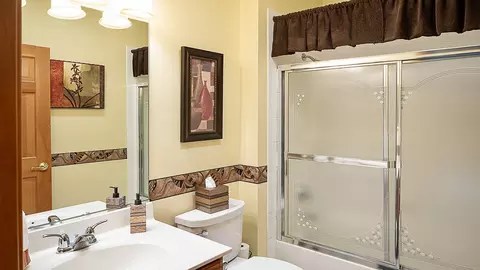 Bath - 21056 W Aspen Ln, Plainfield, IL 60544 photo 3 of 3