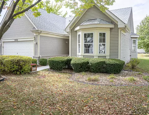 Exterior - 21056 W Aspen Ln, Plainfield, IL 60544 photo 2 of 4