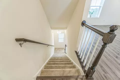 Entry Way - 4138 Irving Rd, Aurora, IL 60504 photo 6 of 7