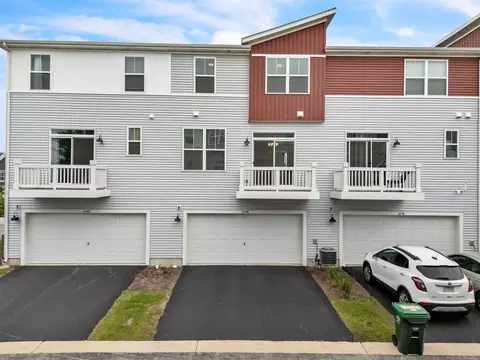 Exterior - 4138 Irving Rd, Aurora, IL 60504 photo 1 of 2