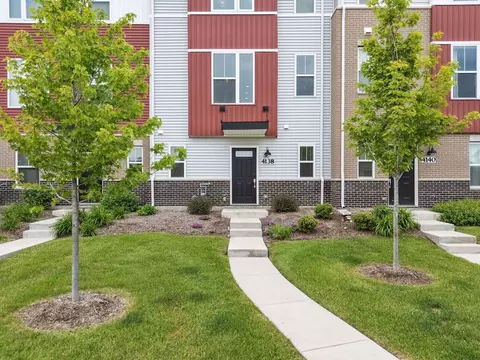 Exterior - 4138 Irving Rd, Aurora, IL 60504 photo 2 of 2