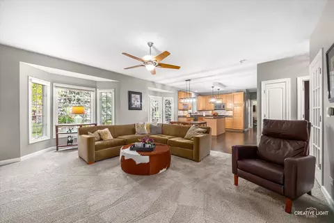 3611 Grassmere Rd, Naperville, IL 60564 photo 8