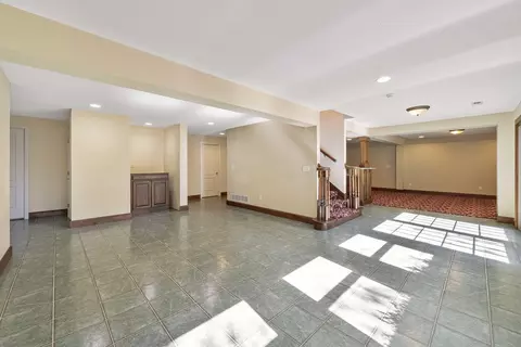 Living - 3211 Leafy Ln, Bloomington, IL 61704 photo 10 of 12
