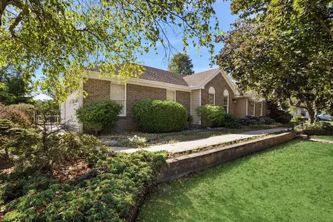 Exterior - 3211 Leafy Ln, Bloomington, IL 61704 photo 2 of 12