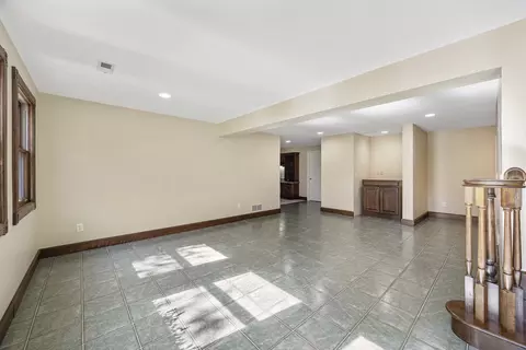 Living - 3211 Leafy Ln, Bloomington, IL 61704 photo 11 of 12