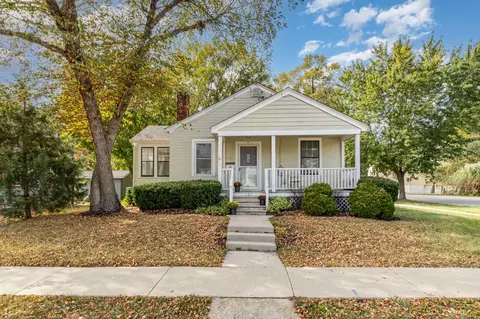 121 N Center St, Plano, IL 60545