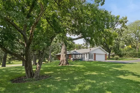 1301 Little John Dr, Elgin, IL 60120