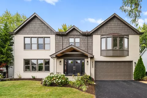 2084 Maplewood Cir, Naperville, IL 60563