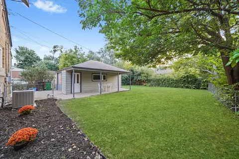 Exterior - 2428 S 19th Ave, Broadview, IL 60155 photo 5 of 8