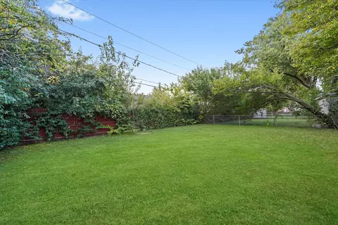 Exterior - 2428 S 19th Ave, Broadview, IL 60155 photo 7 of 8