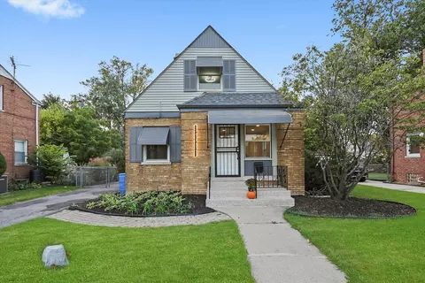 2428 S 19th Ave, Broadview, IL 60155