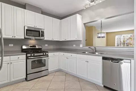 3473 Ravinia Cir, Aurora, IL 60504 photo 4