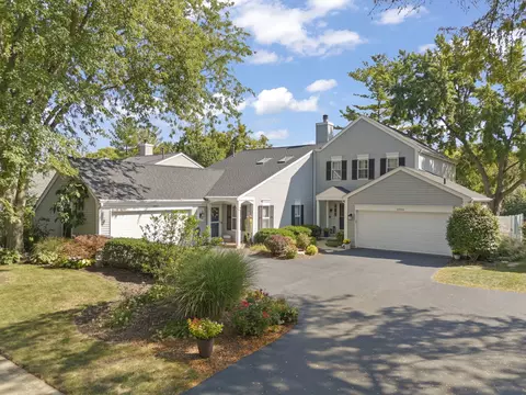 Exterior - 1056 Devonshire Ave, Naperville, IL 60540 photo 9 of 9
