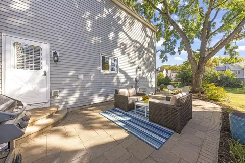 Exterior - 1056 Devonshire Ave, Naperville, IL 60540 photo 3 of 9