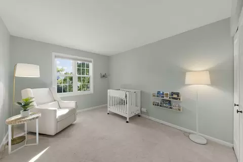 Bedroom - 1056 Devonshire Ave, Naperville, IL 60540 photo 4 of 5