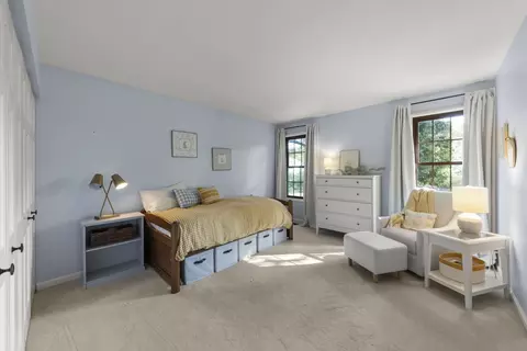 Bedroom - 1056 Devonshire Ave, Naperville, IL 60540 photo 3 of 5