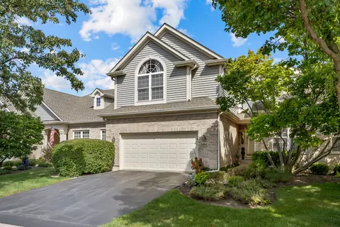 3891 Willow View Dr #3891, Lake In The Hills, IL 60156
